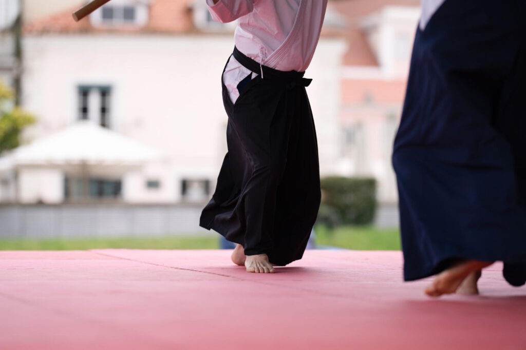 Zasady harmonii i wzajemnego szacunku, które są podstawą praktyki aikido, znajdują odzwierciedlenie również w codziennych aktywnościach jego praktykujących