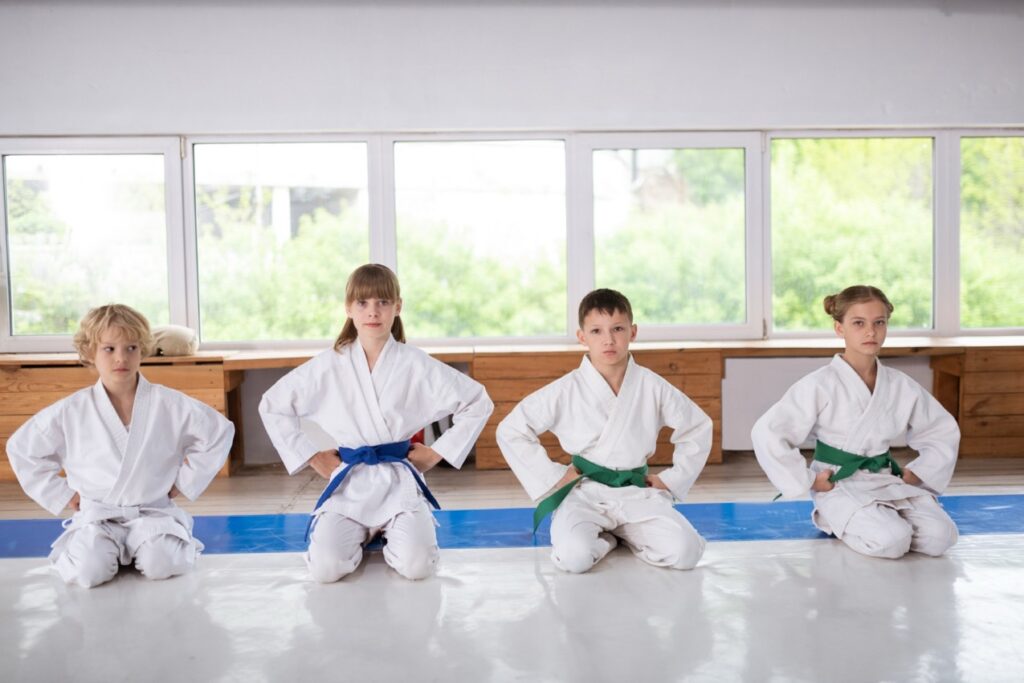 W Łodzi wielu młodych adeptów Aikido może pochwalić się już znaczącymi osiągnięciami zarówno na matach treningowych, jak i poza nimi.